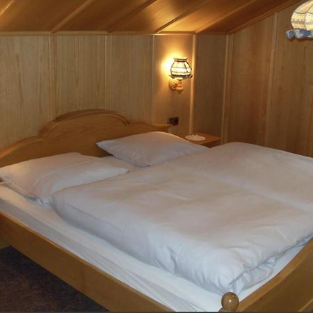Apartamento Haus Pelzer Mittenwald Exterior foto